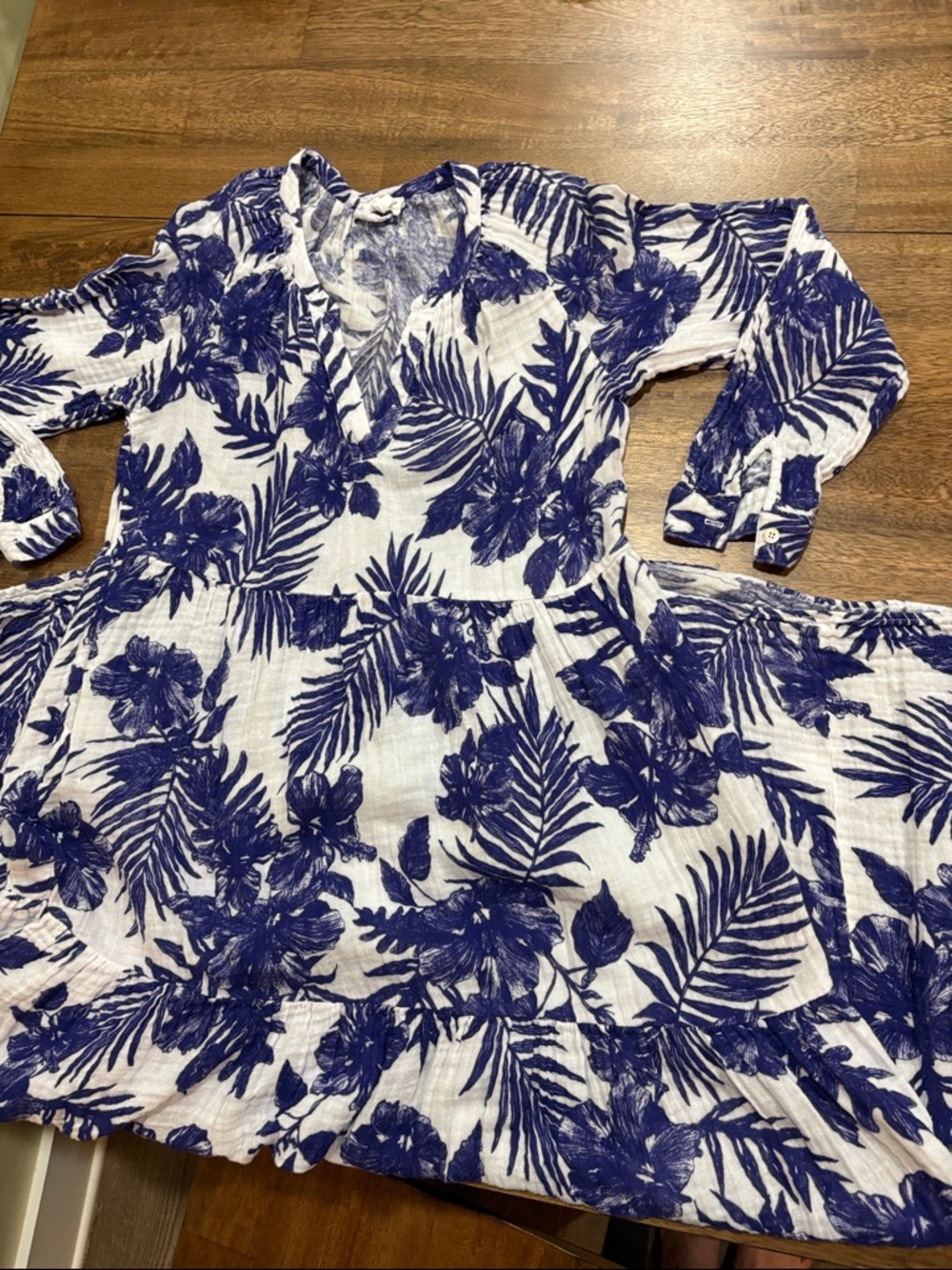 Felicite Gauze Palm print Maxi Dress size  2 , S /M 100% cotton